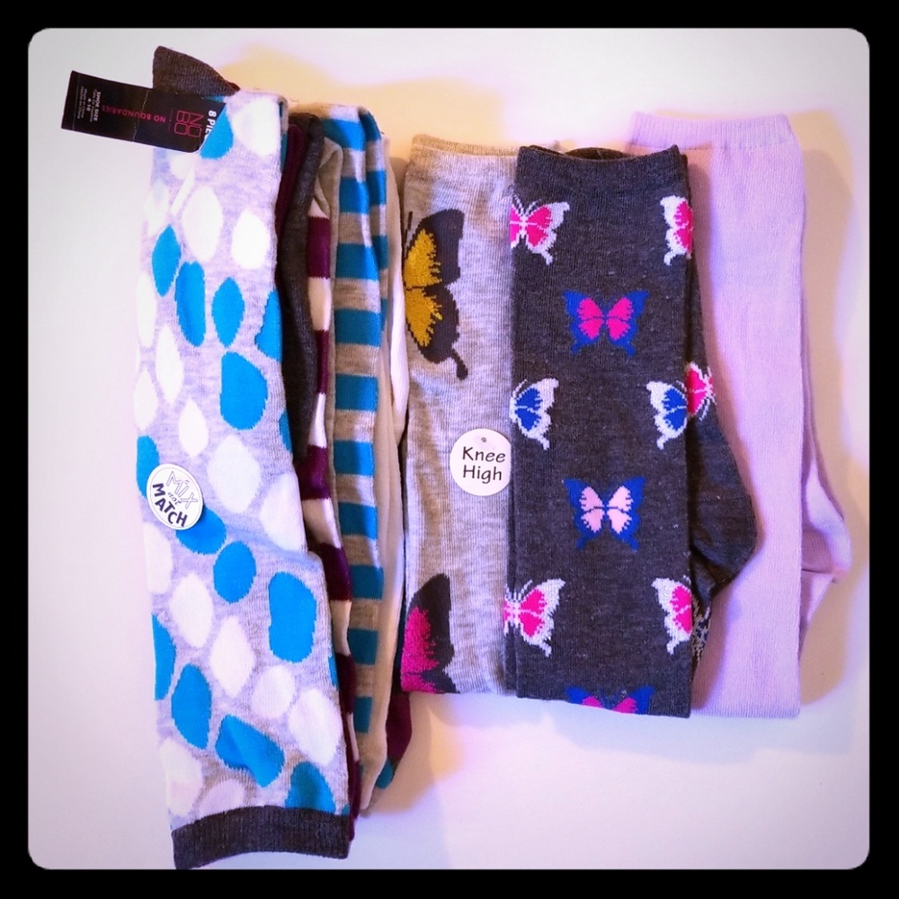 NEW ITEM'S, SET. 7 PAIR'S KID SOCKS - Picture 1 of 2